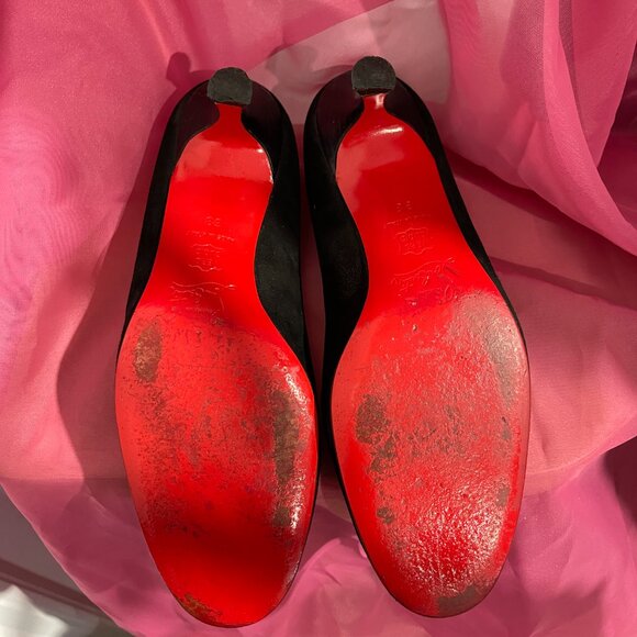 Christian Louboutin Black Suede Pumps with 2" Kitten Heel - Size 38 - Picture 5 of 5